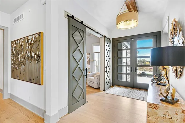 $1,461,148 | 13751 Pembroke Lane, Leawood, KS 66224