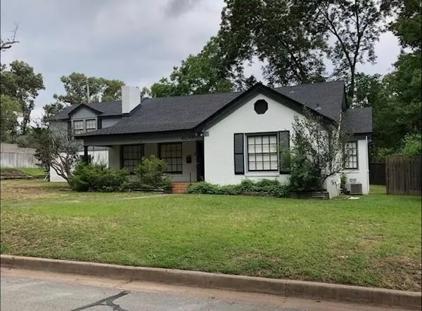 $285,000 | 600 East Lake Street, Tyler, TX 75701