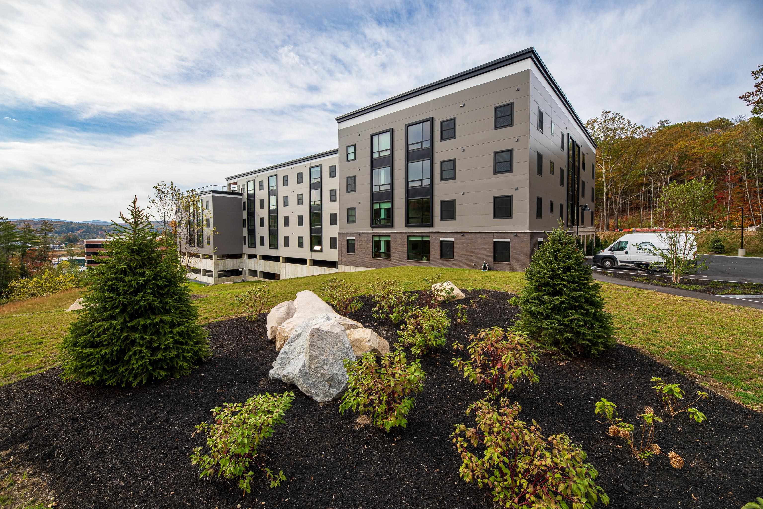 69 Etna Road, Unit 404 Lebanon, NH 03766 - Photo 6 of 24