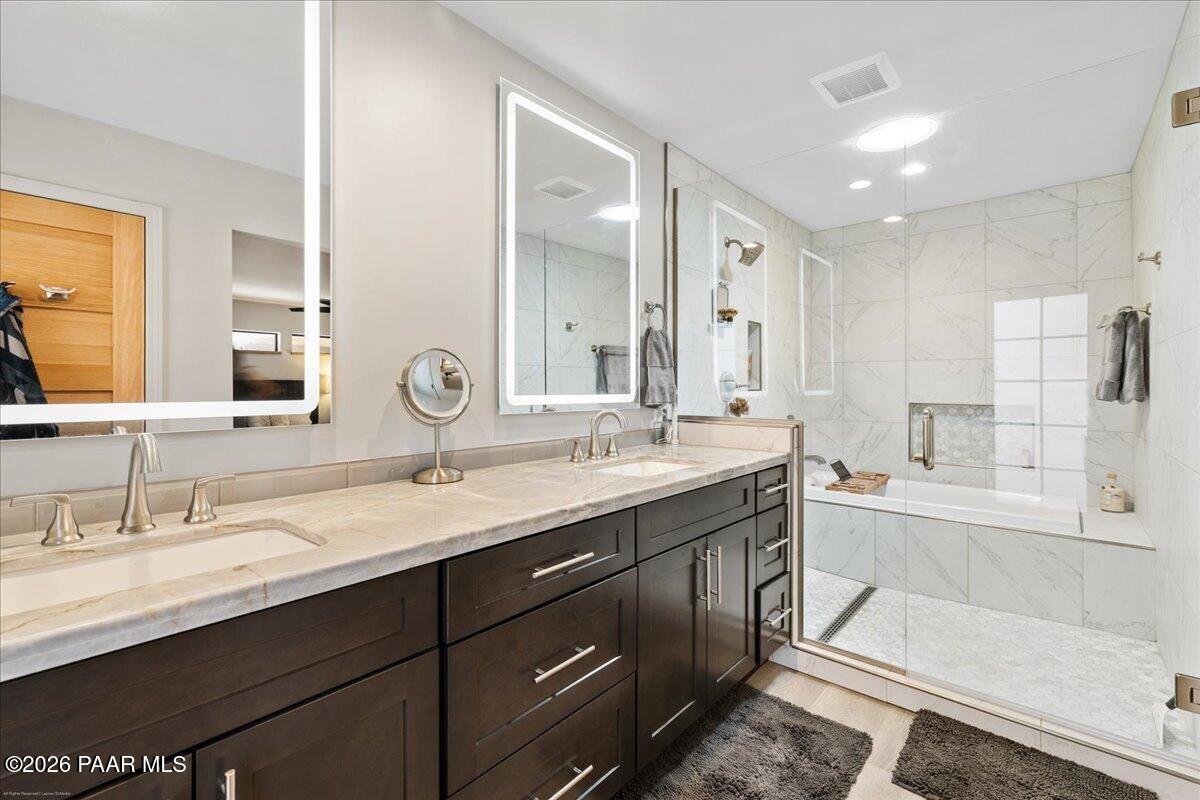 2892 Tohatchi Road Prescott, AZ 86305 - Photo 14 of 37 14-Primary Suite