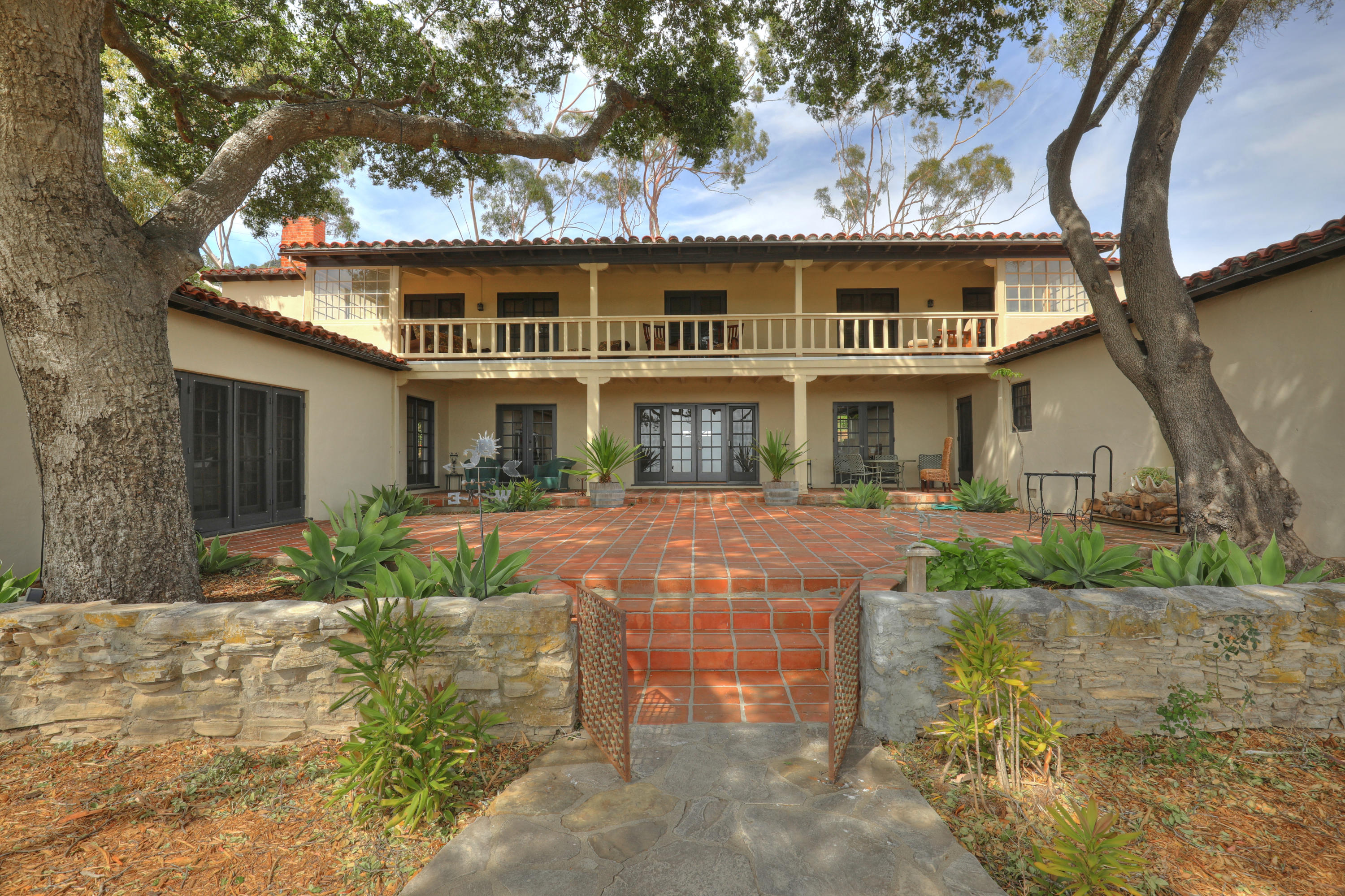 71 Hollister Ranch Road Lompoc, CA 93436 - Photo 3 of 31 front view of house with a yard