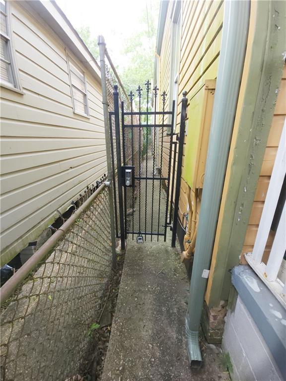 7725 Oak Street, Unit B New Orleans, LA 70118 - Photo 2 of 23