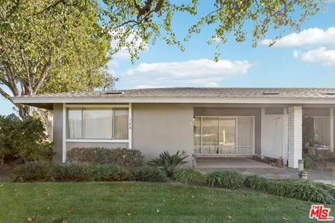 $360,000 | 160 West Fiesta, Port Hueneme, CA 93041