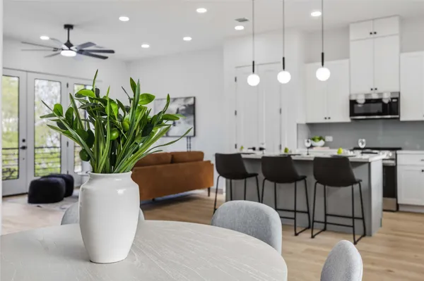 $1,169,900 | 2010-2014 Yates Street, Houston, TX 77020