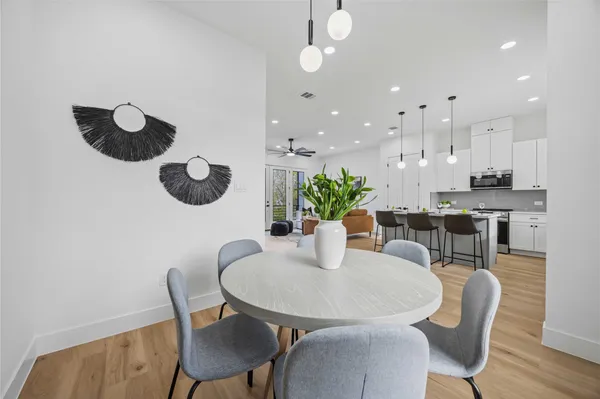 $1,169,900 | 2010-2014 Yates Street, Houston, TX 77020