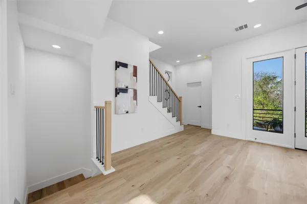 $1,169,900 | 2010-2014 Yates Street, Houston, TX 77020