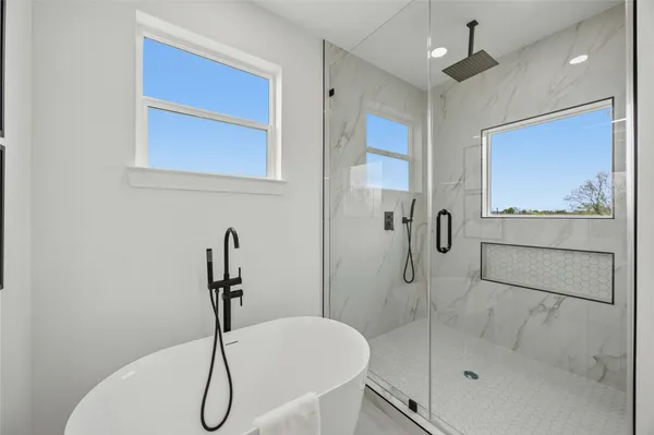 $1,169,900 | 2010-2014 Yates Street, Houston, TX 77020