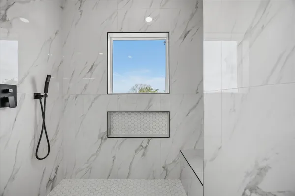 $1,169,900 | 2010-2014 Yates Street, Houston, TX 77020