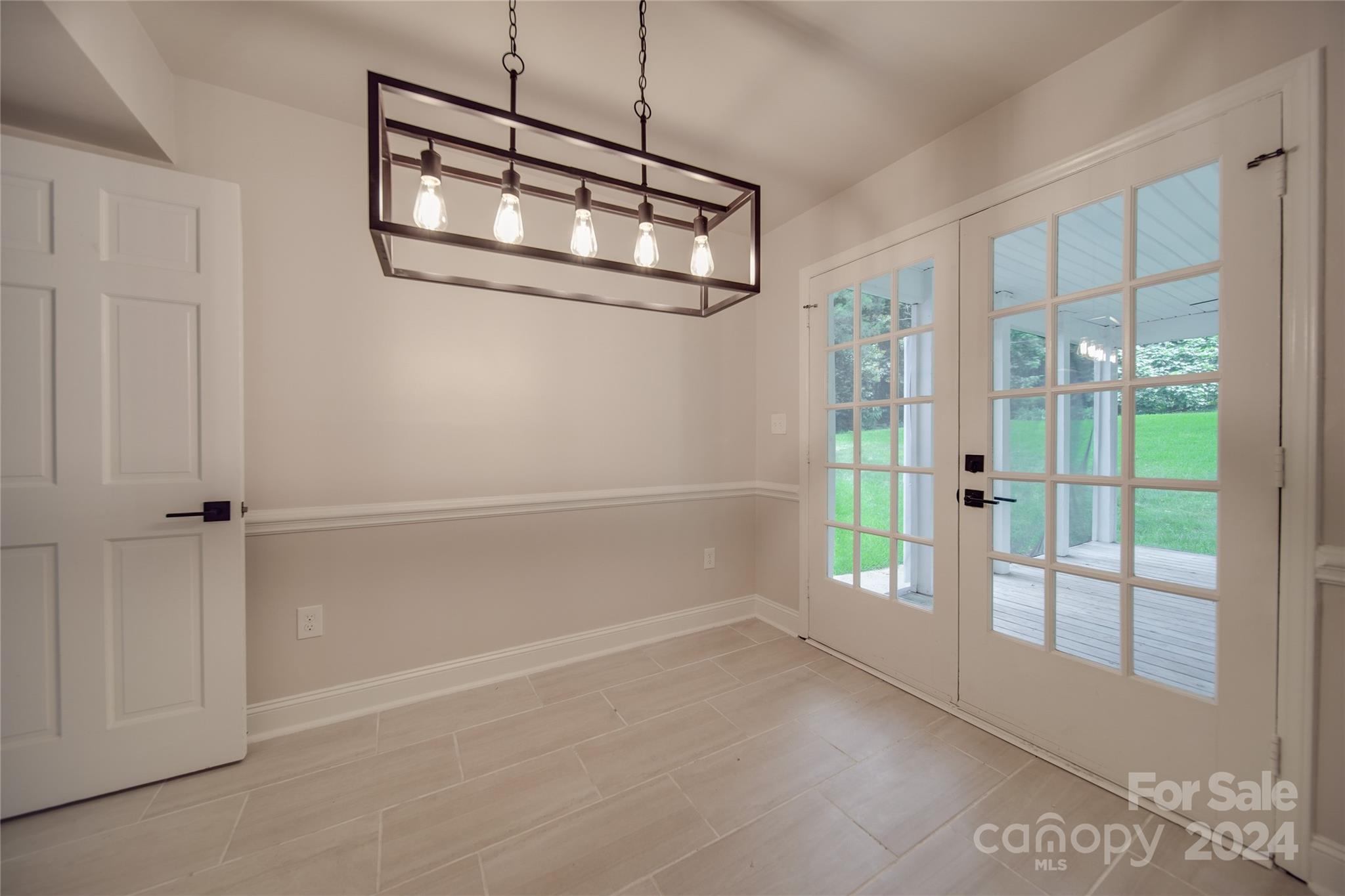 2947 Heathgate Road Charlotte, NC 28226 - Photo 15 of 41 Gallery Image 15