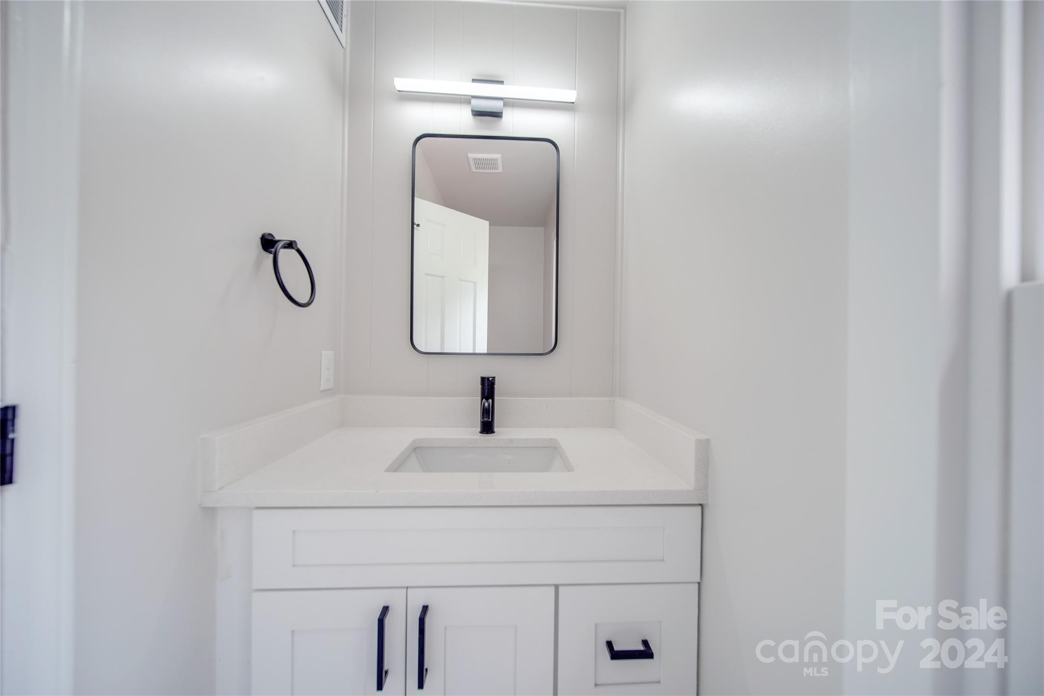 2947 Heathgate Road Charlotte, NC 28226 - Photo 21 of 41 Gallery Image 21