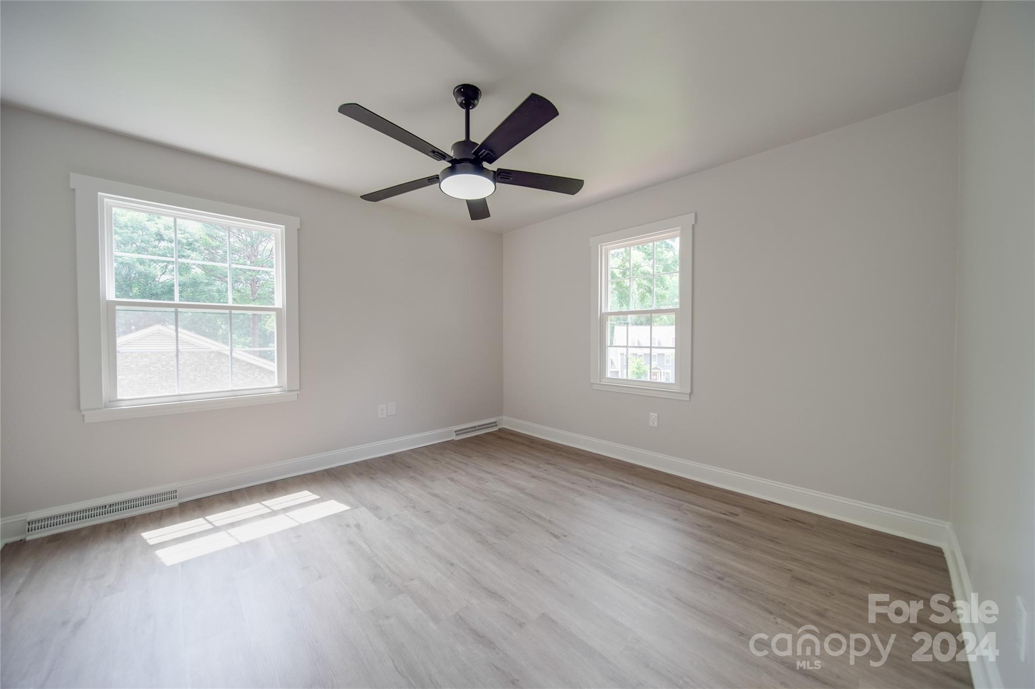 2947 Heathgate Road Charlotte, NC 28226 - Photo 26 of 41 Gallery Image 26