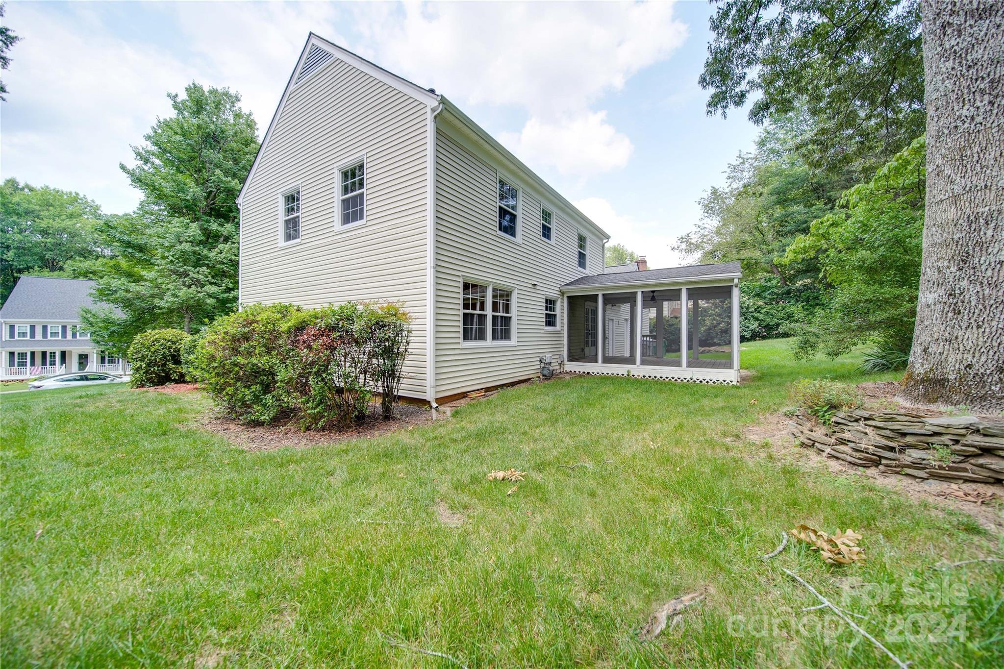 2947 Heathgate Road Charlotte, NC 28226 - Photo 38 of 41 Gallery Image 38