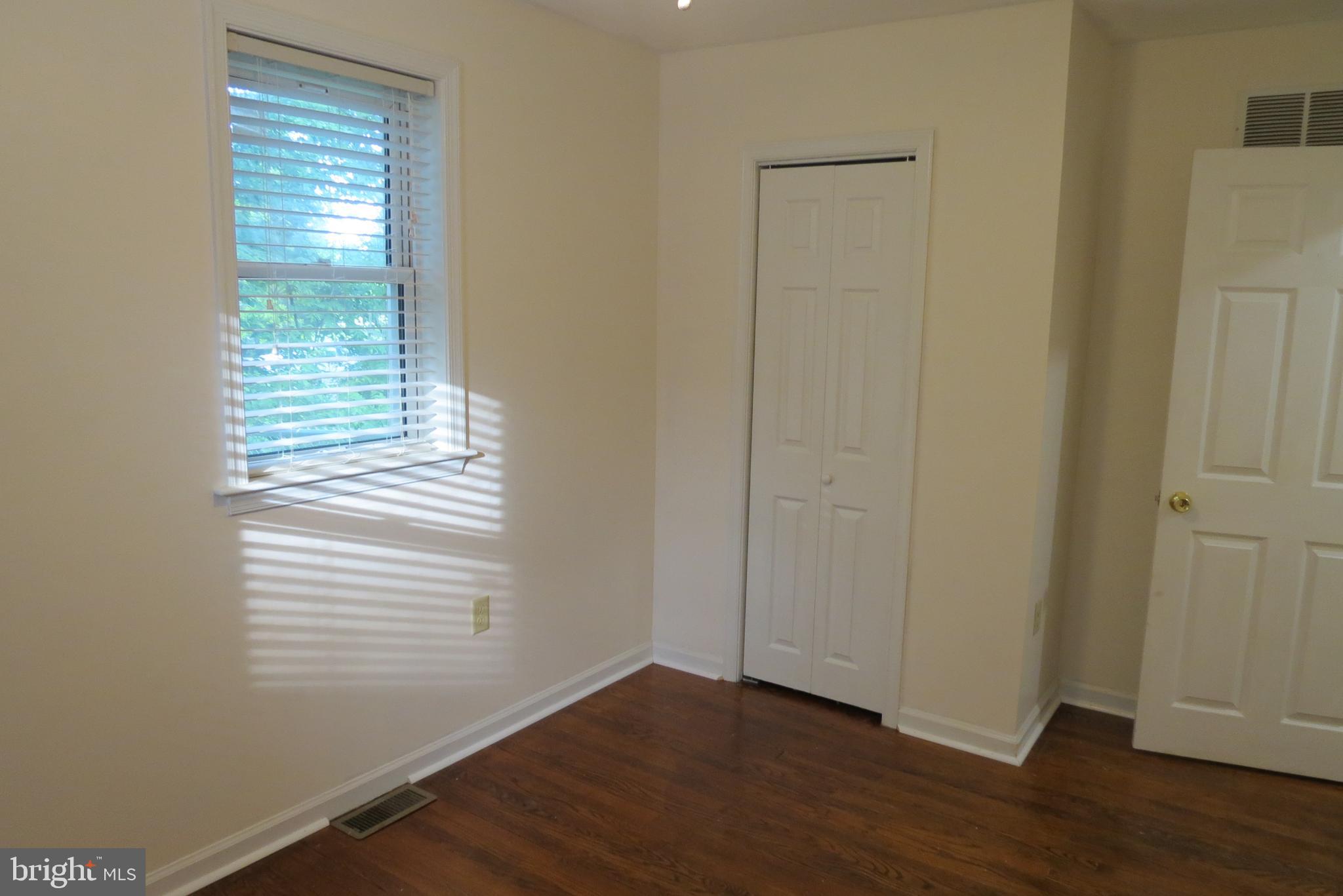 4822 Ridge Road Mount Airy, MD 21771 - Photo 26 of 38 Bedroom #2 with closet