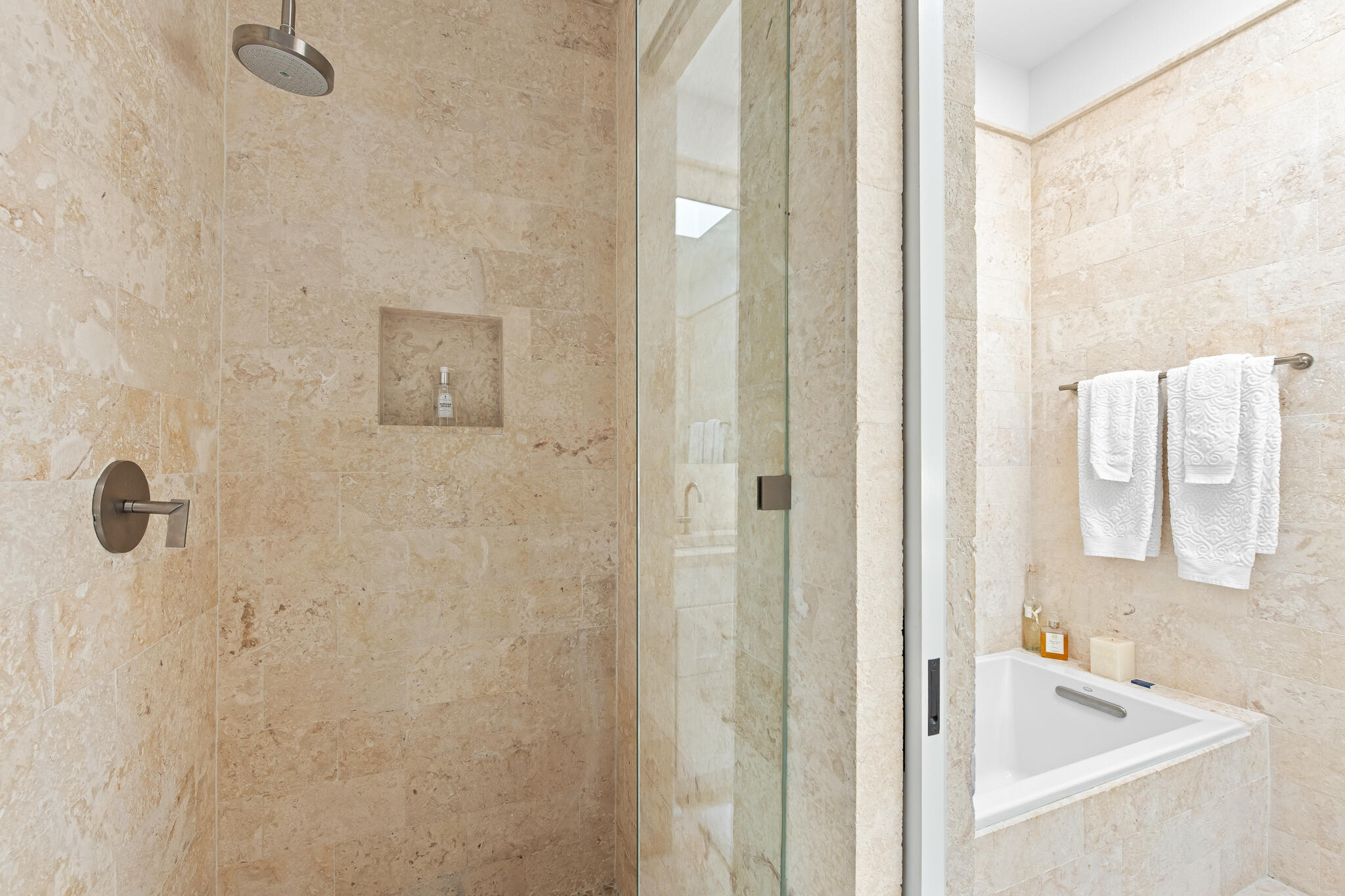 163 North Castle Harbour Dr Inlet Beach, Unit U38 Inlet Beach, FL 32461 - Photo 31 of 55 a bathroom with a tub a sink and mirror