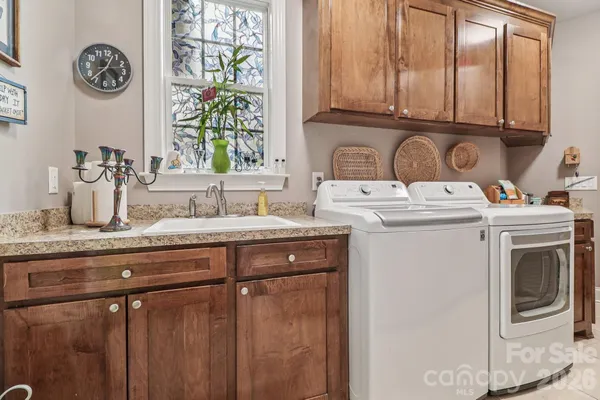 $1,400,000 | 27 Wateree Key Court, Winnsboro, SC 29180
