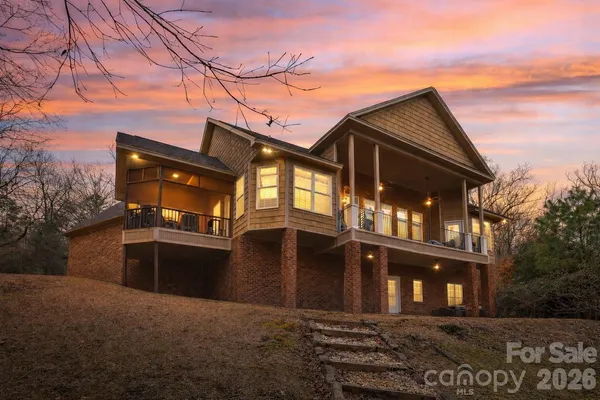 $1,400,000 | 27 Wateree Key Court, Winnsboro, SC 29180