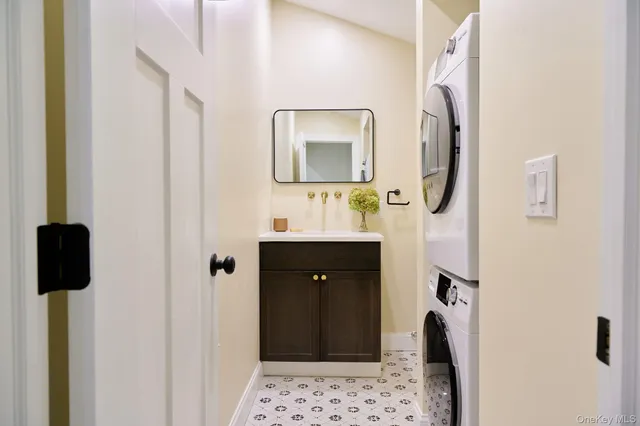 $599,000 | 536 River Road, Rhinebeck, NY 12572