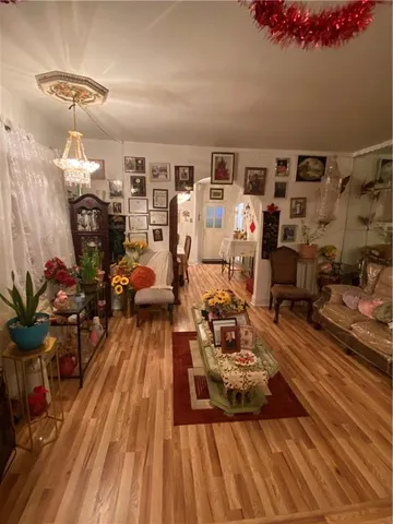 $687,500 | 9 Oakland Place | Flatbush