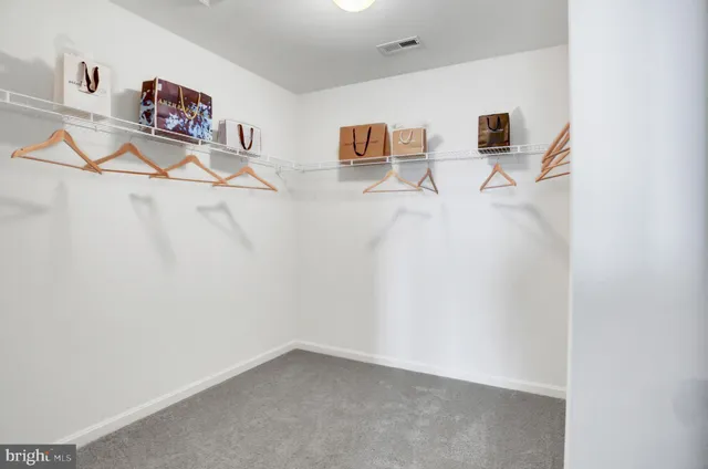 a view of utility room