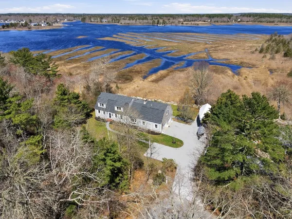 $1,945,000 | 44 Stoney Run Lane, Marion, MA 02738
