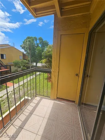 $1,125 | 2905 Winkler Avenue, Unit 713, Fort Myers, FL 33916