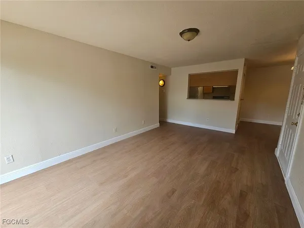 $1,125 | 2905 Winkler Avenue, Unit 713, Fort Myers, FL 33916