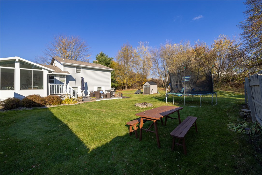 8495 Stringham Drive Batavia, NY 14020 - Photo 31 of 35