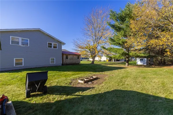 $295,000 | 8495 Stringham Drive, Batavia, NY 14020