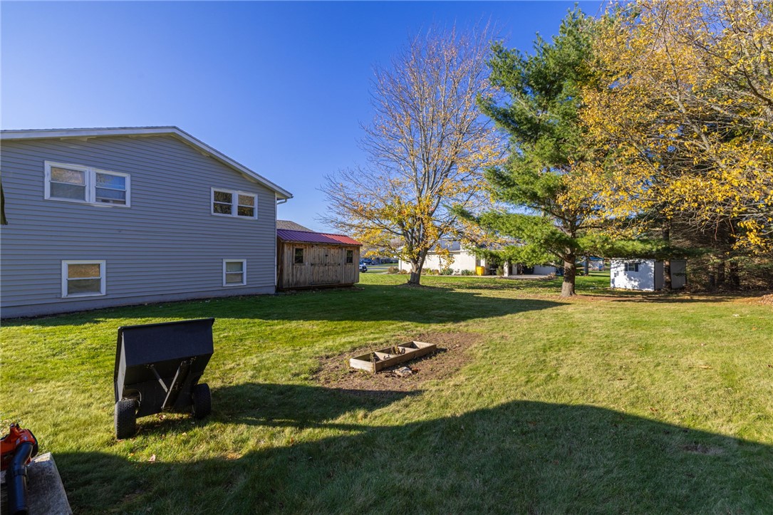 8495 Stringham Drive Batavia, NY 14020 - Photo 34 of 35