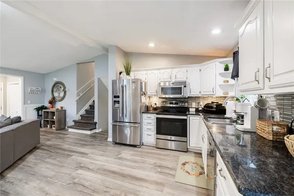 $295,000 | 8495 Stringham Drive, Batavia, NY 14020