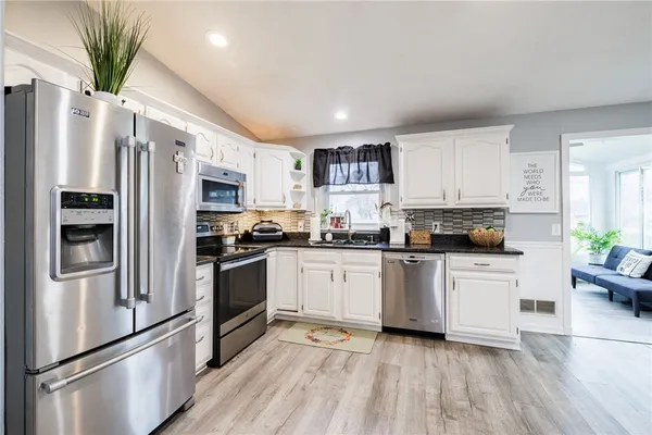 $295,000 | 8495 Stringham Drive, Batavia, NY 14020