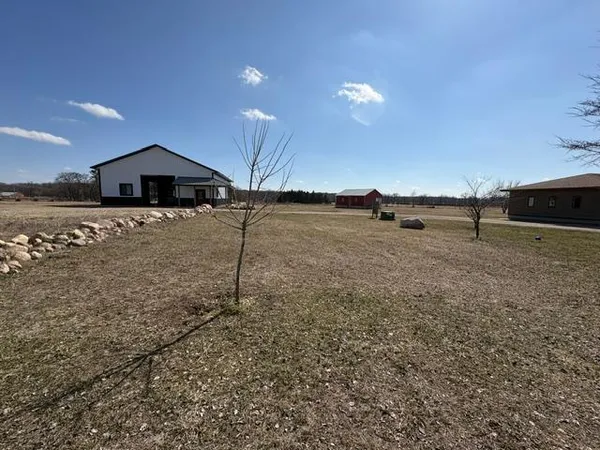 $525,000 | 39737 95th Avenue, St. Joseph, MN 56374