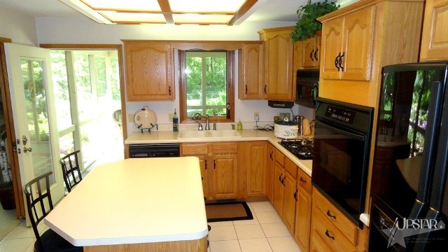 1816 Broken Oak Road Fort Wayne, IN 46818 - Photo 9 of 30