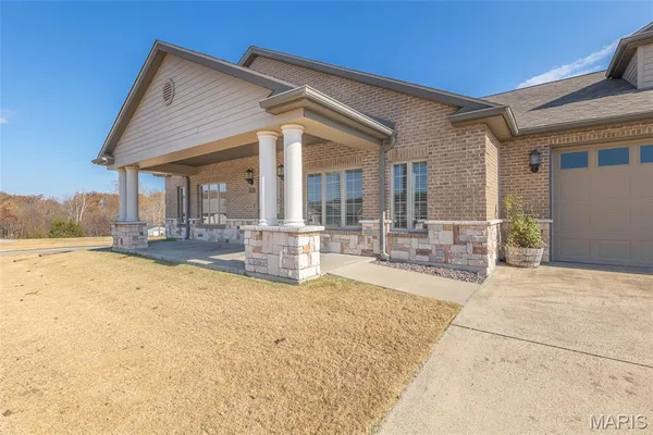 $354,900 | 112 Kaylee Circle, Poplar Bluff, MO 63901