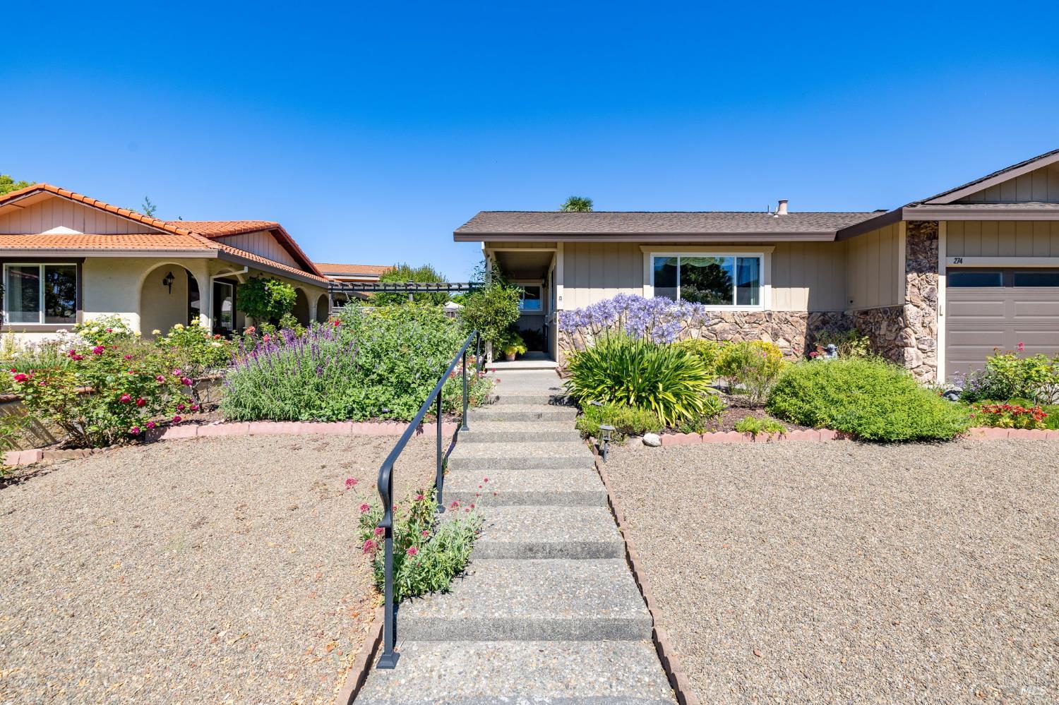 274 Beech Avenue Santa Rosa, CA 95409 - Photo 2 of 51