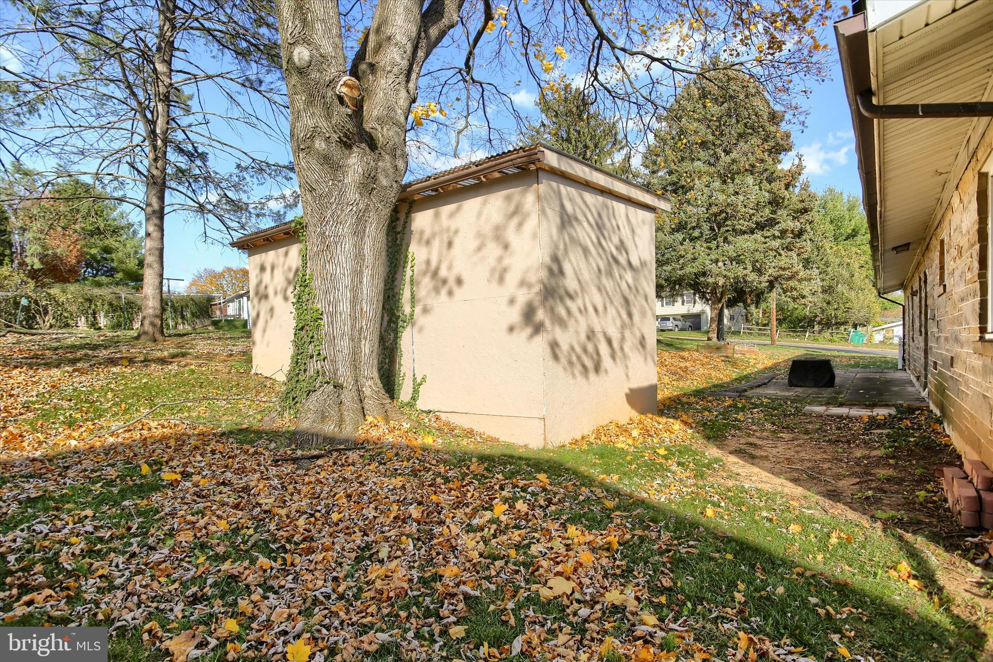 4709 Delbrook Road Mechanicsburg, PA 17050 - Photo 33 of 34 a view of back yard of the house