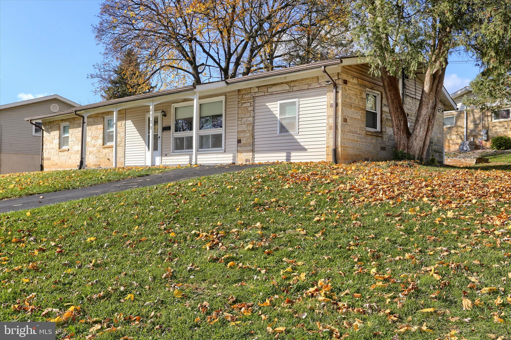 4709 Delbrook Road Mechanicsburg, PA 17050 - Photo 34 of 34 a house view with a garden space
