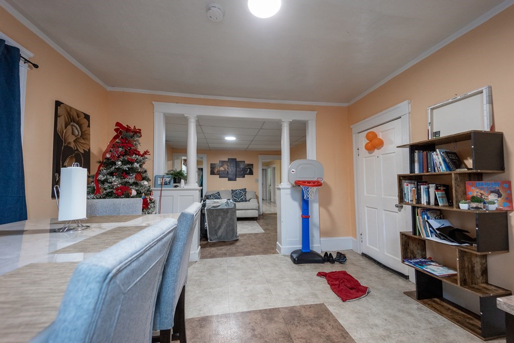 41 Stoneland Road Worcester, MA 01603 - Photo 12 of 14 Gallery Image 12