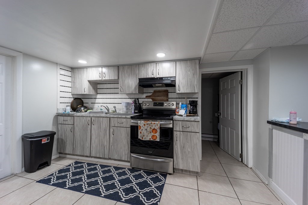 41 Stoneland Road Worcester, MA 01603 - Photo 3 of 14 Gallery Image 3