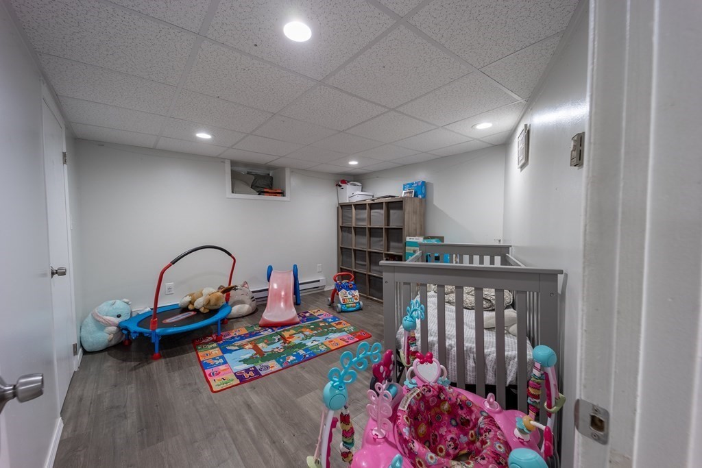 41 Stoneland Road Worcester, MA 01603 - Photo 6 of 14 Gallery Image 6