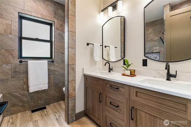 $1,450,000 | 8227 Comox Road, Blaine, WA 98230