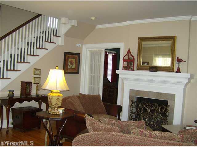 910 Johnson Street High Point, NC 27262 - Photo 2 of 15 Living Room.
