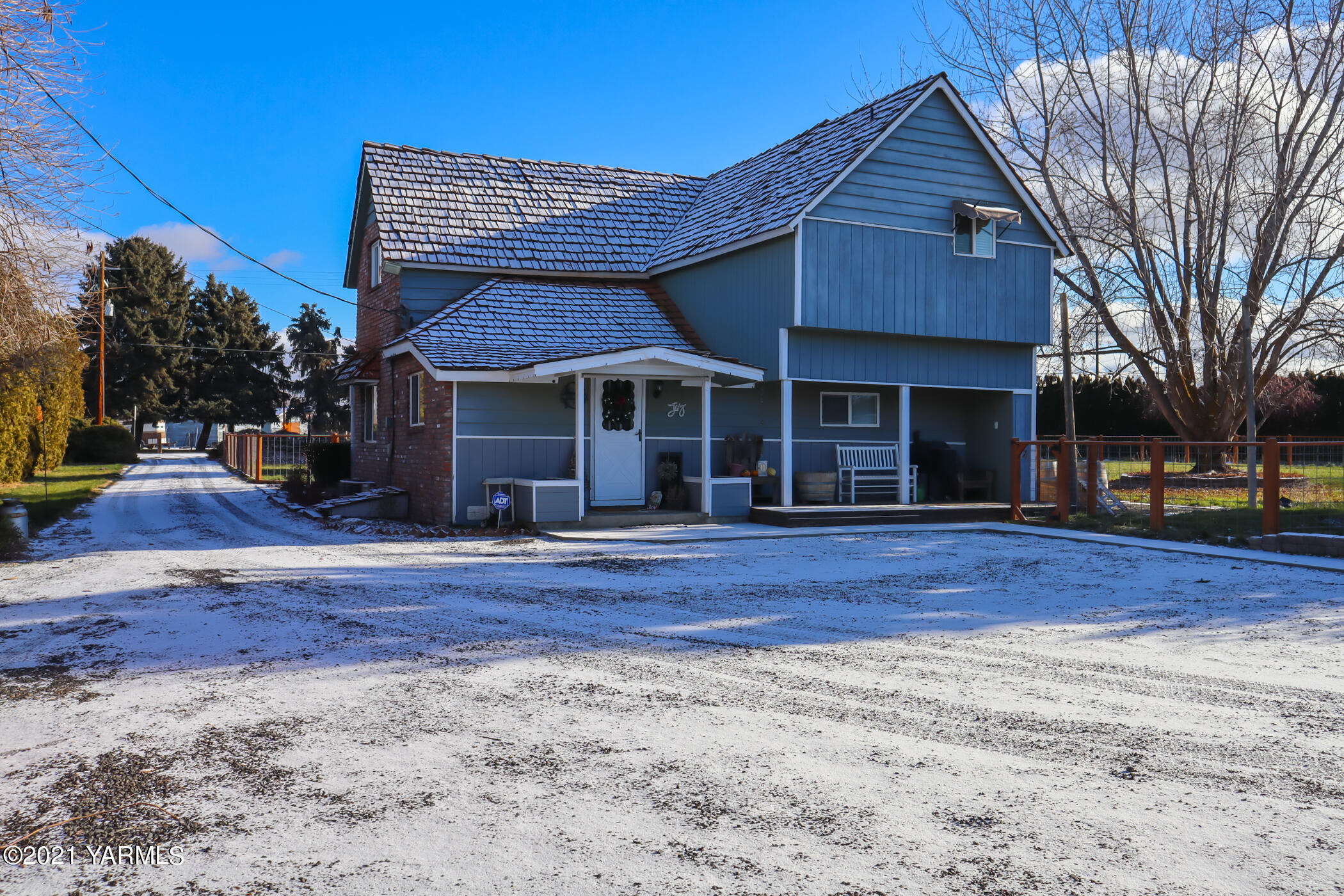2814 Beaudry Road Yakima, WA 98901 - Photo 4 of 27 Back of House