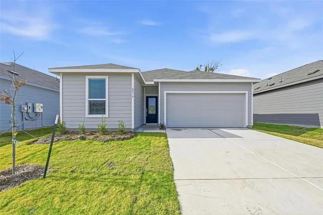 $1,750 | 6814 Welsh Drive, Princeton, TX 75407