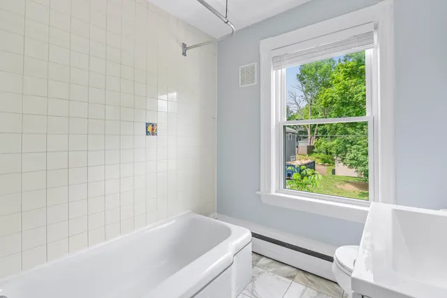 $1,250,000 | 10-12 Pine Street, Kittery, ME 03904