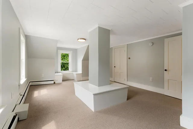 $1,250,000 | 10-12 Pine Street, Kittery, ME 03904