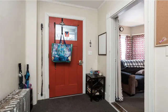 $1,250,000 | 10-12 Pine Street, Kittery, ME 03904