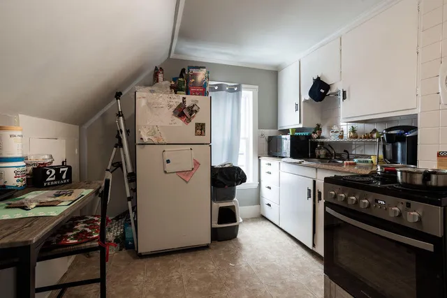 $1,250,000 | 10-12 Pine Street, Kittery, ME 03904