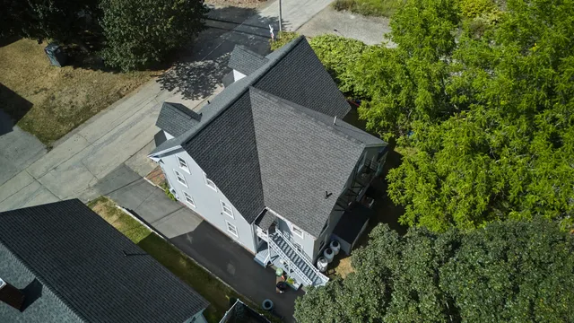 $1,250,000 | 10-12 Pine Street, Kittery, ME 03904