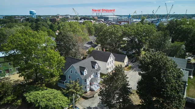 $1,250,000 | 10-12 Pine Street, Kittery, ME 03904